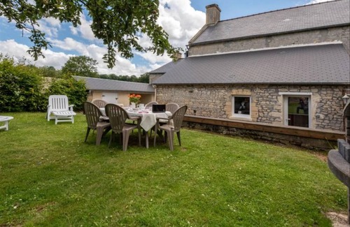 Commes House | 120 m² House ∙ 2 bedrooms ∙ 4 guests