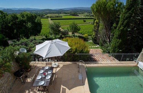 Joucas House | 120 m² House ∙ 3 bedrooms ∙ 6 guests