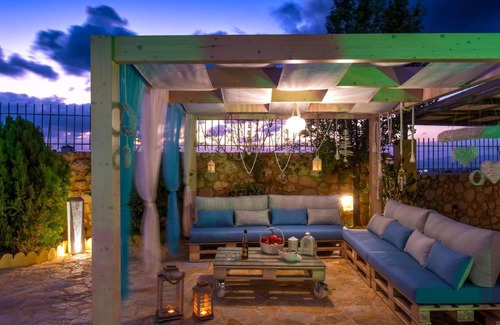 Skotino Resort | 120 m² Resort ∙ 2 bedrooms ∙ 6 guests