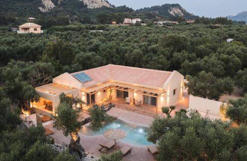 Zakynthos Town Resort | 120 m² Resort ∙ 3 bedrooms ∙ 7 guests
