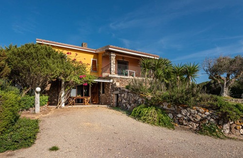 Sant'Antioco Villa | 120 m² Villa ∙ 4 bedrooms ∙ 9 guests
