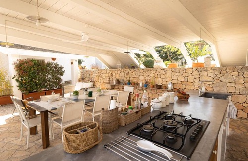 Cisternino Villa | 120 m² Villa ∙ 5 bedrooms ∙ 10 guests