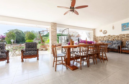 Giorgilorio Villa | 1200 m² Villa ∙ 5 bedrooms ∙ 13 guests