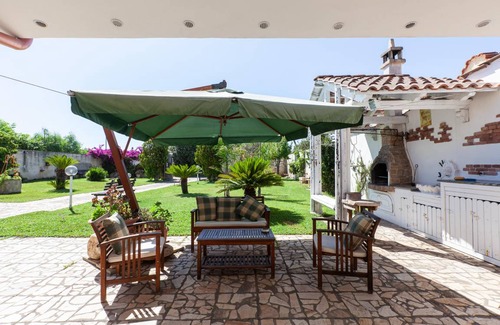 Giorgilorio Villa | 1200 m² Villa ∙ 5 bedrooms ∙ 13 guests