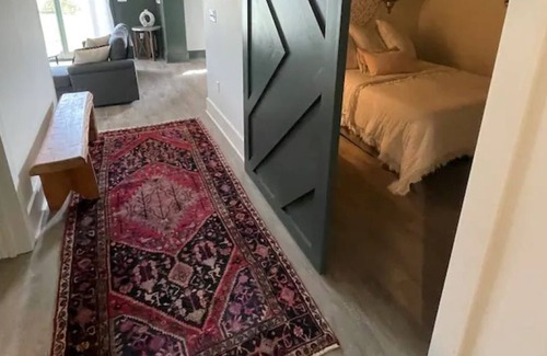 Central Business District Condo | 1208 Commerce St. #104