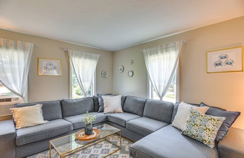 Wakefield-Peacedale Apartment | 121 m² Apartment ∙ 3 bedrooms ∙ 6 guests