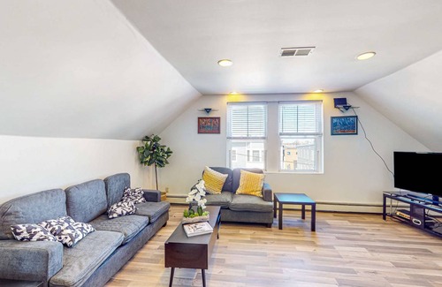 Dorchester House | 121 m² Maisonette ∙ 3 bedrooms ∙ 6 guests