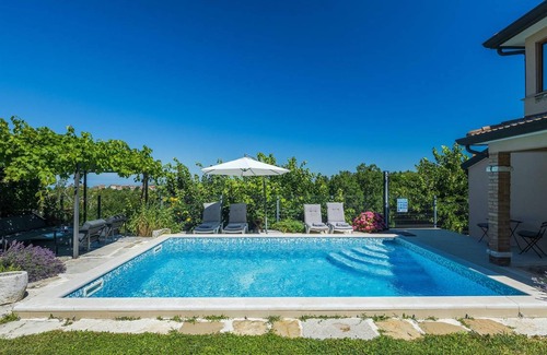 Momjan House | 124 m² House ∙ 3 bedrooms ∙ 6 guests