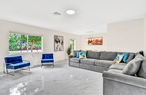 Naples House | 126 m² House ∙ 3 bedrooms ∙ 12 guests