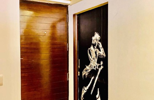 Faridabad Apartment | 128 m² Apartment ∙ 2 bedrooms ∙ 1 guest