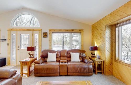 South Fork House | 129 m² House ∙ 3 bedrooms ∙ 8 guests