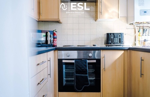 Blacon House | 12SPWD - 3 Bedroom House with Garden & Parking
