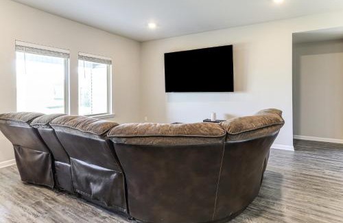Zachary House | 13 Mi to Baton Rouge Family-Friendly Home