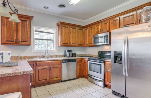 Independence House | ~ 13 Mi to Ole Miss: Private Family-Friendly Home!