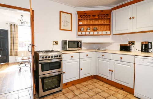 Oakamoor Cottage | 13 THE SQUARE, pet friendly, with open fire in Oakamoor