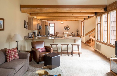 Sunriver Condo | 13 Wildflower | 2 BR/2 BA, Sleeps 6