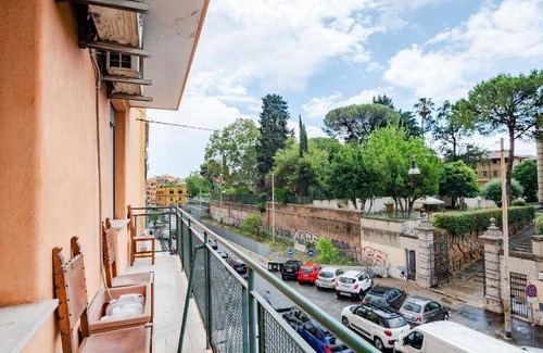 San Lorenzo Apartment | 130 m² Apartment ∙ 3 bedrooms ∙ 9 guests