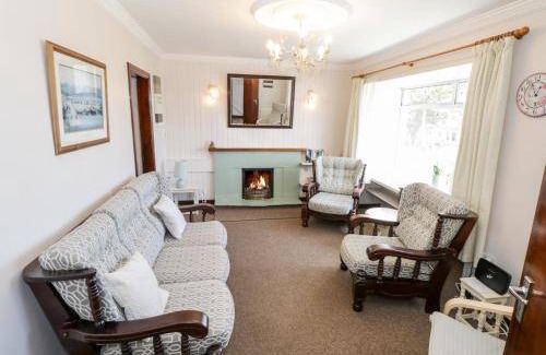 Roundstone House | 130 m² House ∙ 3 bedrooms ∙ 5 guests
