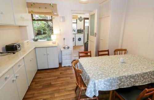 Roundstone House | 130 m² House ∙ 3 bedrooms ∙ 5 guests