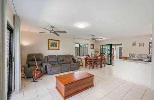 Edge Hill House | 135 m² House ∙ 4 bedrooms ∙ 8 guests