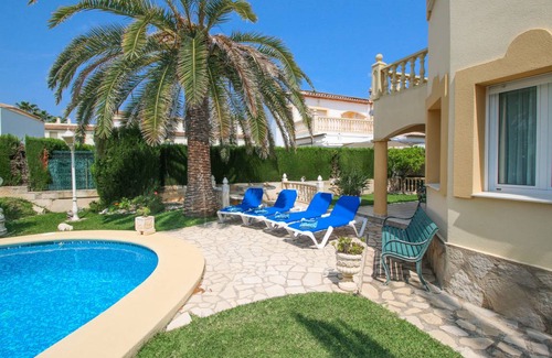 Denia Villa | 135 m² Villa ∙ 2 bedrooms ∙ 4 guests
