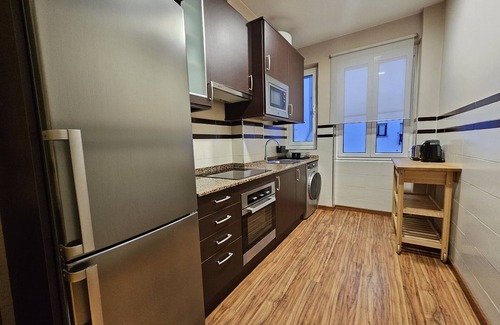 Gijon Apartment | 135C Apartamento moderno en la playa