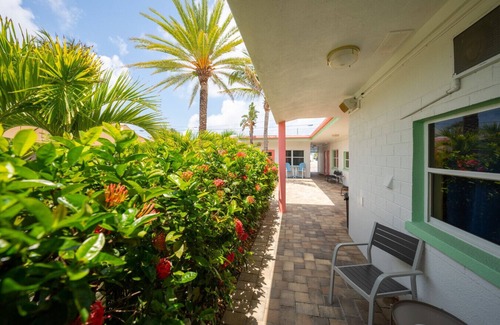 Bay Esplanade Apartment | 138 · ☀Pool✔ Kitchen✔ Beach✔ Self Checkin✔ Free Parking✔
