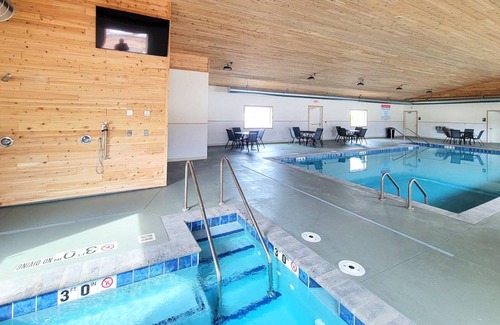 Ishpeming House | 139 m² Motel ∙ 3 bedrooms ∙ 127 guests