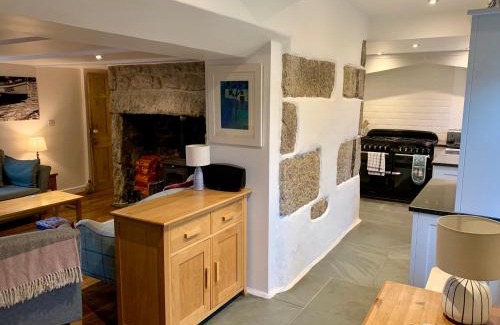Pendeen House | 14 Boscaswell Downs