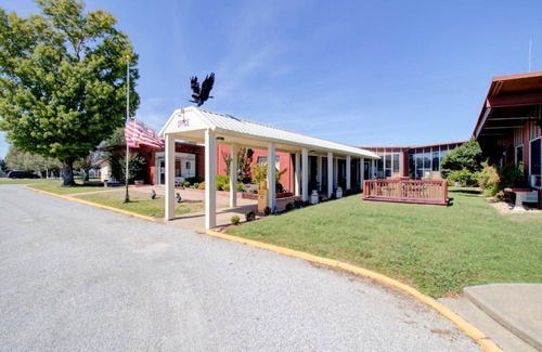 Drumright Hotel | 14 m² Hotel ∙ 127 guests