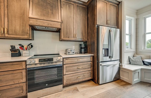 Clarkson House | 14 Mi to Mammoth Cave NP: Spacious Family Home
