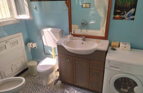 Piraeus Apartment | 140 m² Apartment ∙ 2 bedrooms ∙ 4 guests