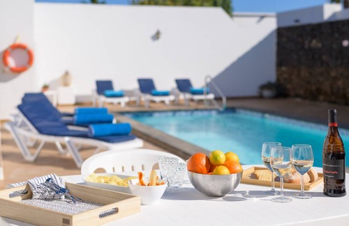 Playa Blanca House | 140 m² House ∙ 3 bedrooms ∙ 6 guests