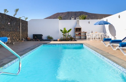 Playa Blanca House | 140 m² House ∙ 3 bedrooms ∙ 6 guests