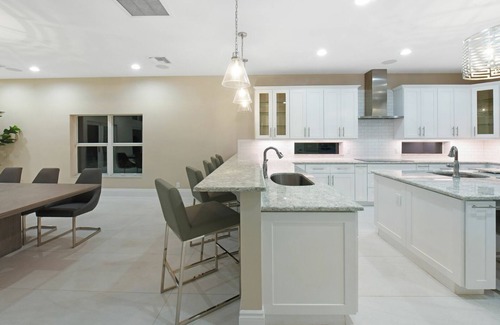 Lake Ida Shores House | 1400 Managed By Brampton Park