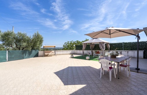 Cisternino Villa | 143 m² Villa ∙ 2 bedrooms ∙ 6 guests