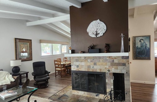 West End House | 146 m² House ∙ 3 bedrooms ∙ 4 guests