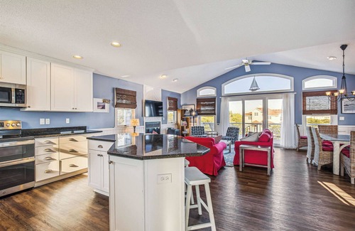 Whalehead Beach House | 1488 - Sandy Pause 6-bed 5-bath, Corolla, NC, pet friendly, private pool, hot tub, game room