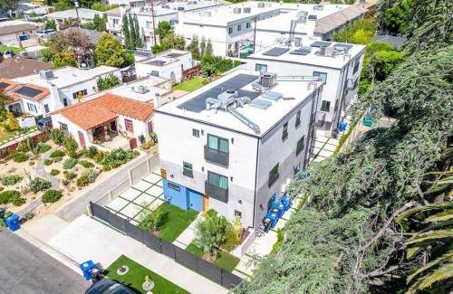 Sherman Oaks House | 149 m² House ∙ 3 bedrooms ∙ 8 guests