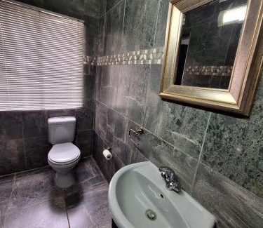 Kareeberg Apartment | 14a on Middle Way