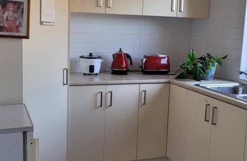 Doncaster Apartment | 15 m² Apartment ∙ 2 bedrooms ∙ 4 guests