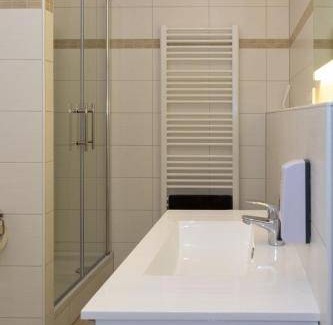 Dietzenbach Bed & Breakfast | 15 m² Bed and breakfast ∙ 2 guests