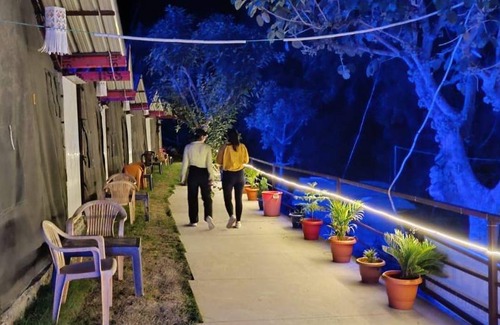 Shivpuri Bed & Breakfast | 15 m² Bed and breakfast ∙ 4 guests