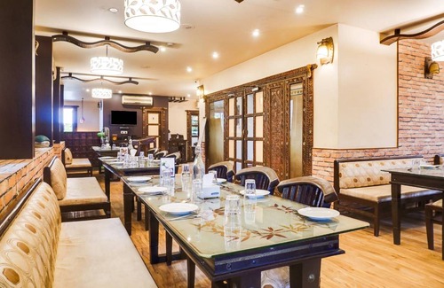 Erandwane Hotel | 15 m² Hotel ∙ 3 guests