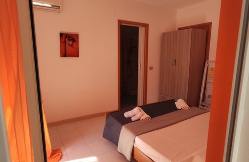 San Leo Apartment | 15 Minutes from Tropea Two-room apartment in Briatico