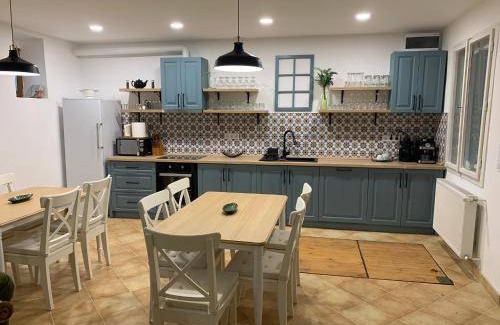 Nagykoru Apartment | 150 m² Apartment ∙ 3 bedrooms ∙ 12 guests