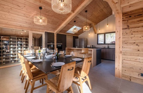 Les Tines Ski Chalet | 150 m² Chalet ∙ 4 bedrooms ∙ 10 guests