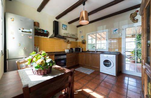 La Solana House | 150 m² House ∙ 3 bedrooms ∙ 7 guests