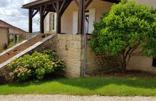 Montcabrier House | 150 m² House ∙ 3 bedrooms ∙ 6 guests