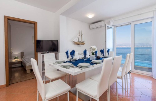 Medveja House | 150 m² House ∙ 5 bedrooms ∙ 10 guests